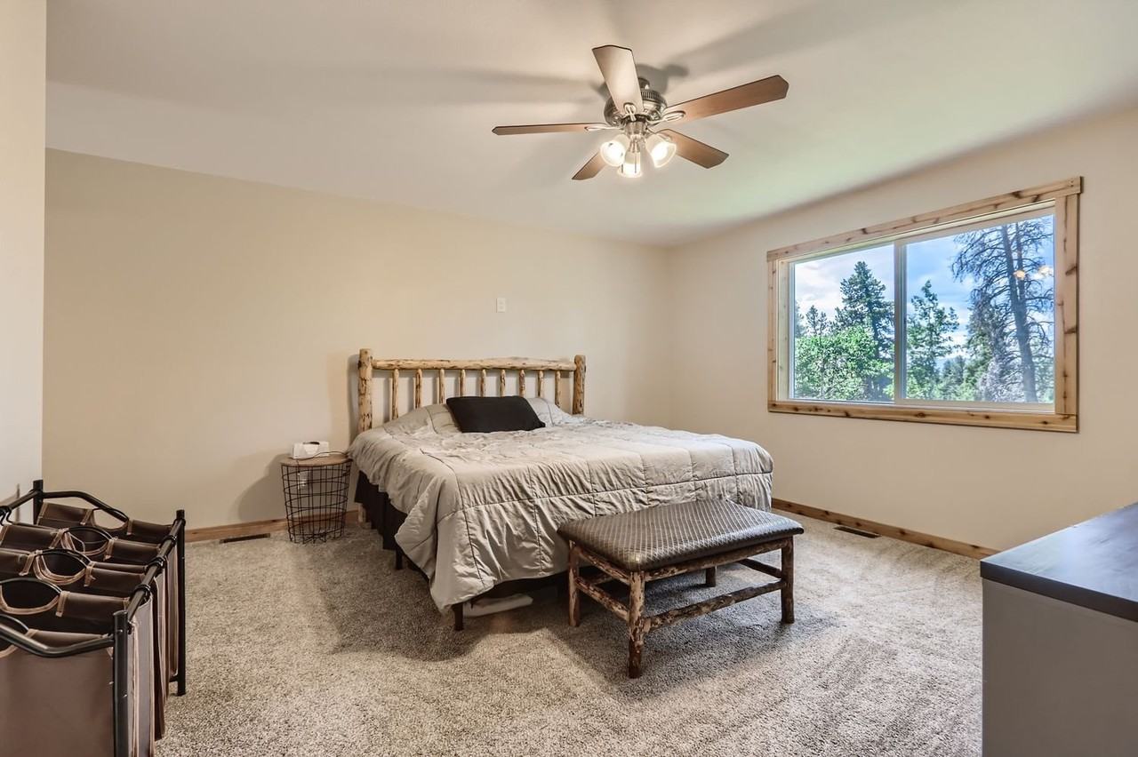 90 Hawk Way - Photo 5 of 15