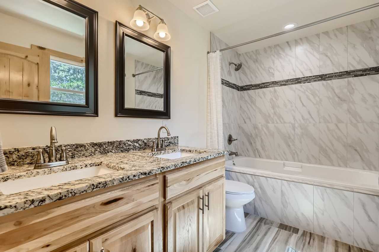 90 Hawk Way - Photo 6 of 15