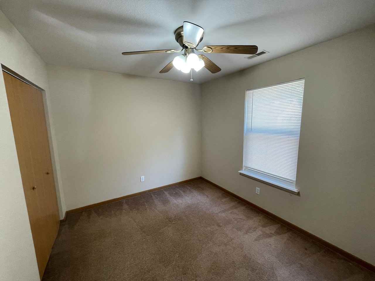 209 207,Madison Street #209 - Photo 7 of 9