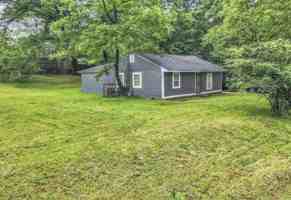 featured image of 3696 Randolph St
