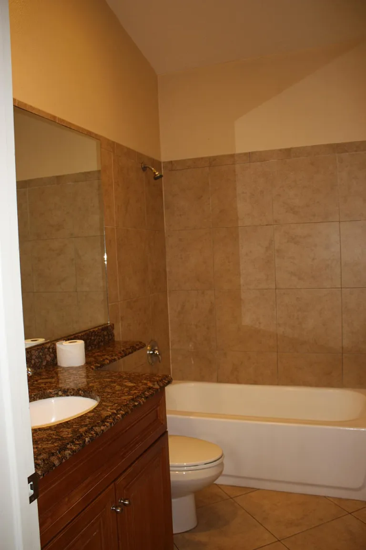 4743 Clemens St - Photo 7 of 20