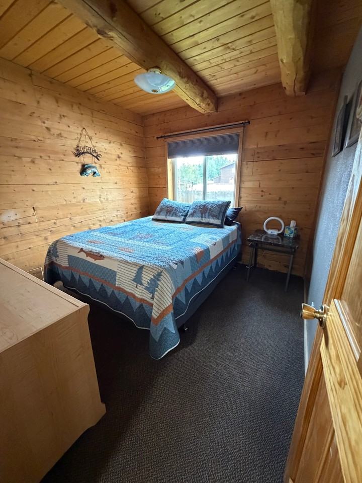 1125 Angler Dr - Photo 3 of 4
