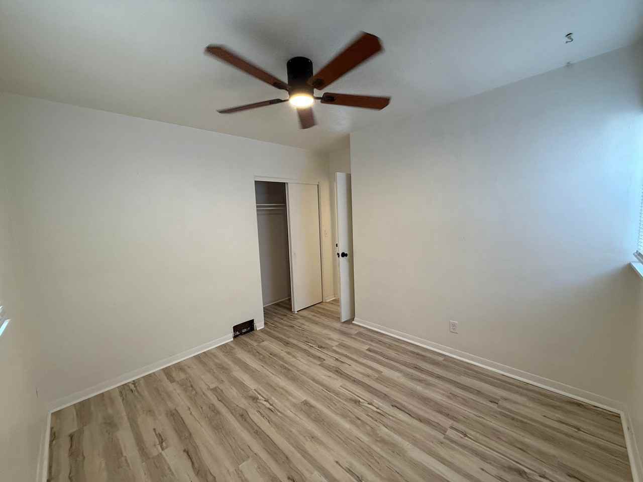1904 N Lincoln Ave - Photo 6 of 9