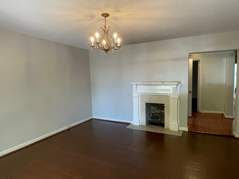 1512 Louisiana St #B - Photo 7 of 8