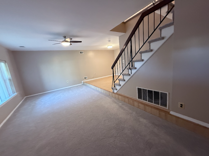 21 Aspen Dr - Photo 2 of 12