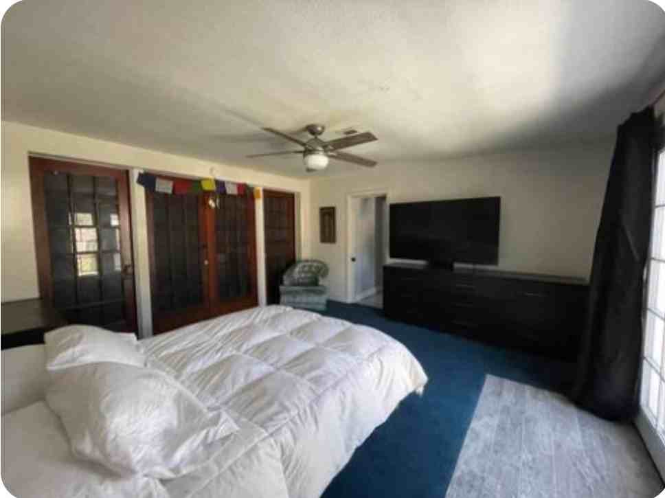 1345 N Van Ness Ave - Photo 7 of 10