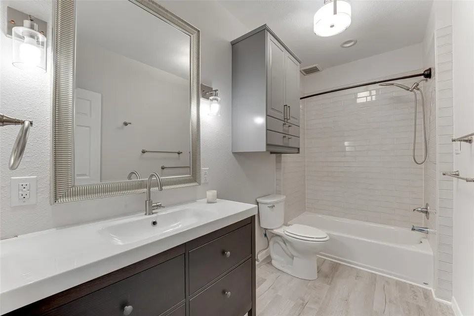 803 N Mckinney St #1-5 - Photo 6 of 11