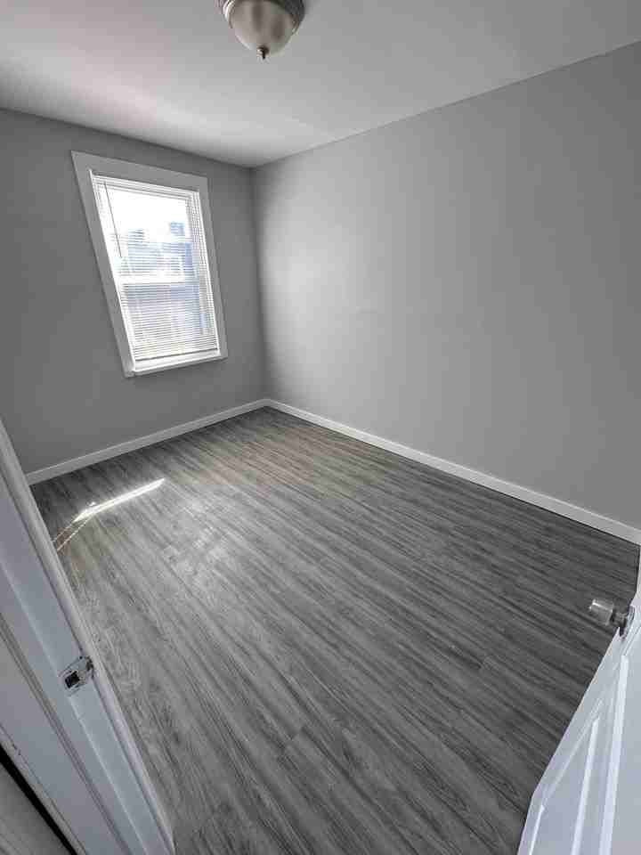 2647 S 68th St - Photo 5 of 9