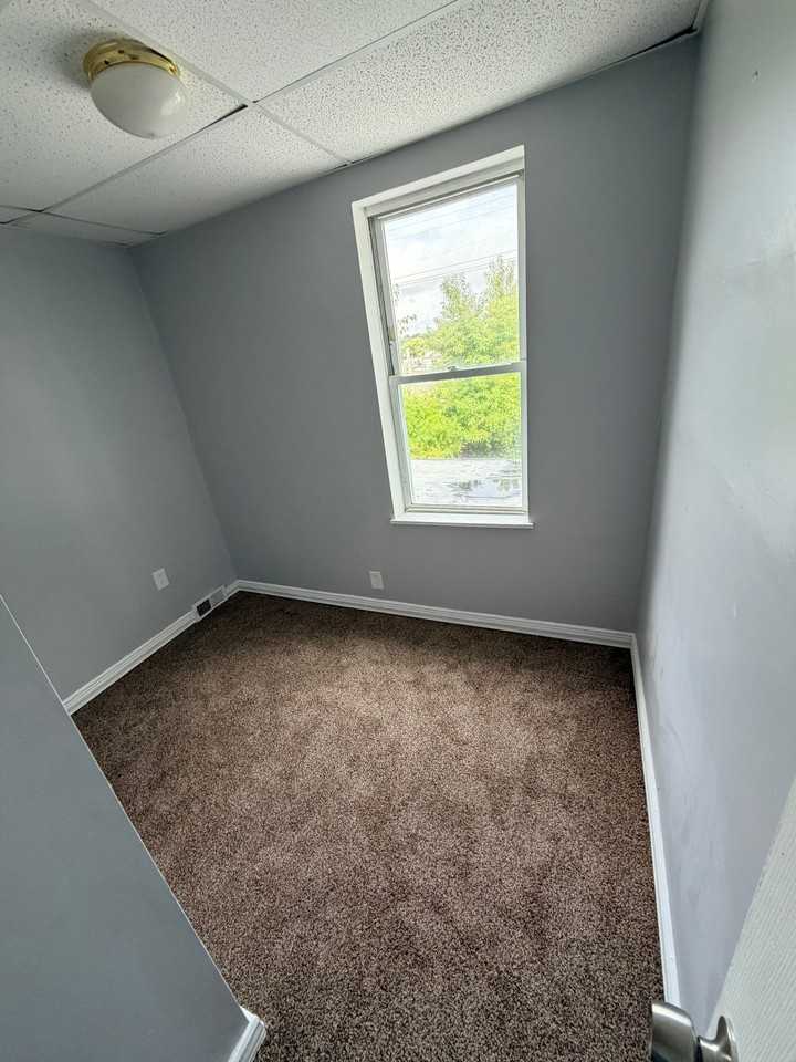7225 Grays Ave - Photo 6 of 7