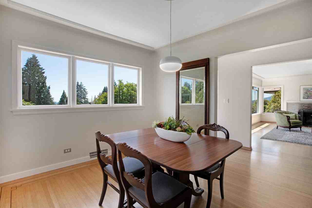 150 Carisbrooke Crescent - Photo 6 of 27