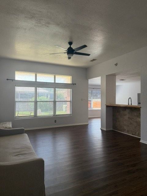 4703 Oakley Farm - Photo 2 of 16