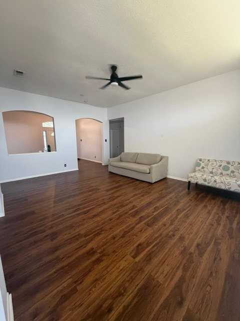 4703 Oakley Farm - Photo 3 of 16