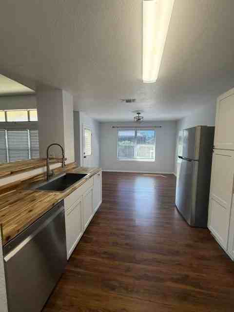 4703 Oakley Farm - Photo 4 of 16