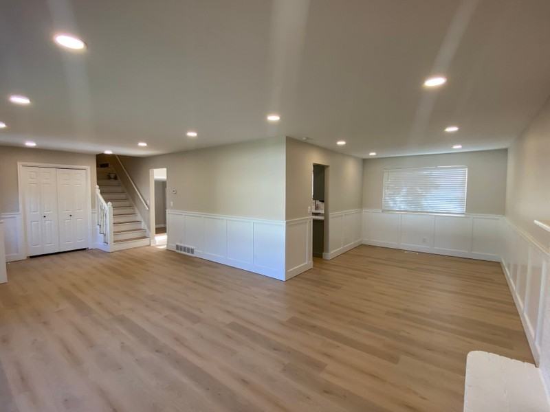 8876 S Sheffield Way - Photo 4 of 16