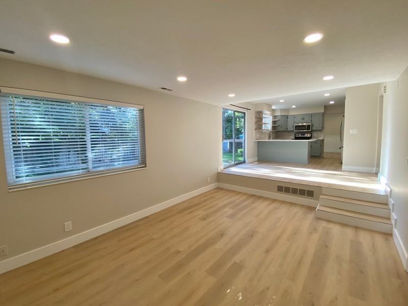 8876 S Sheffield Way - Photo 6 of 16