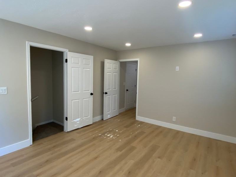 8876 S Sheffield Way - Photo 7 of 16