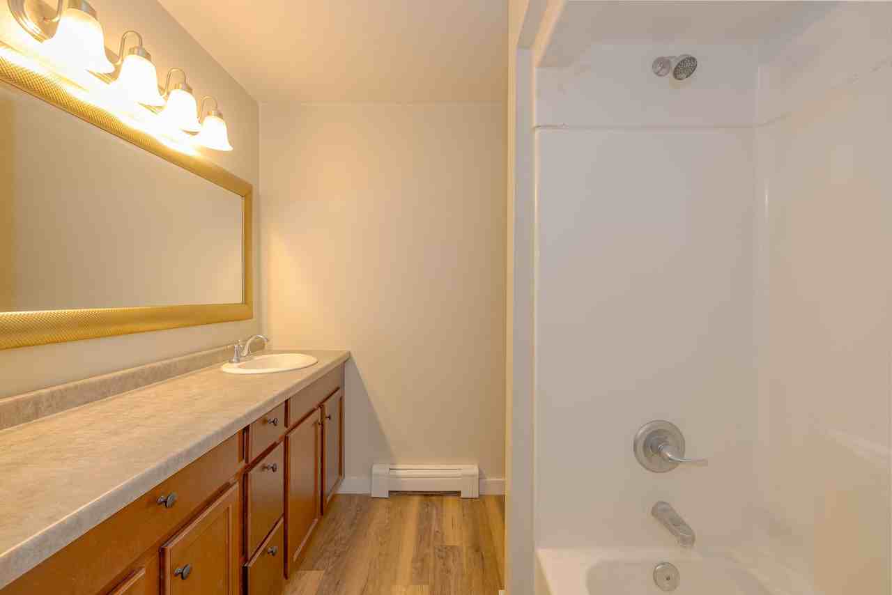 836 Vine Ave #M - Photo 2 of 15