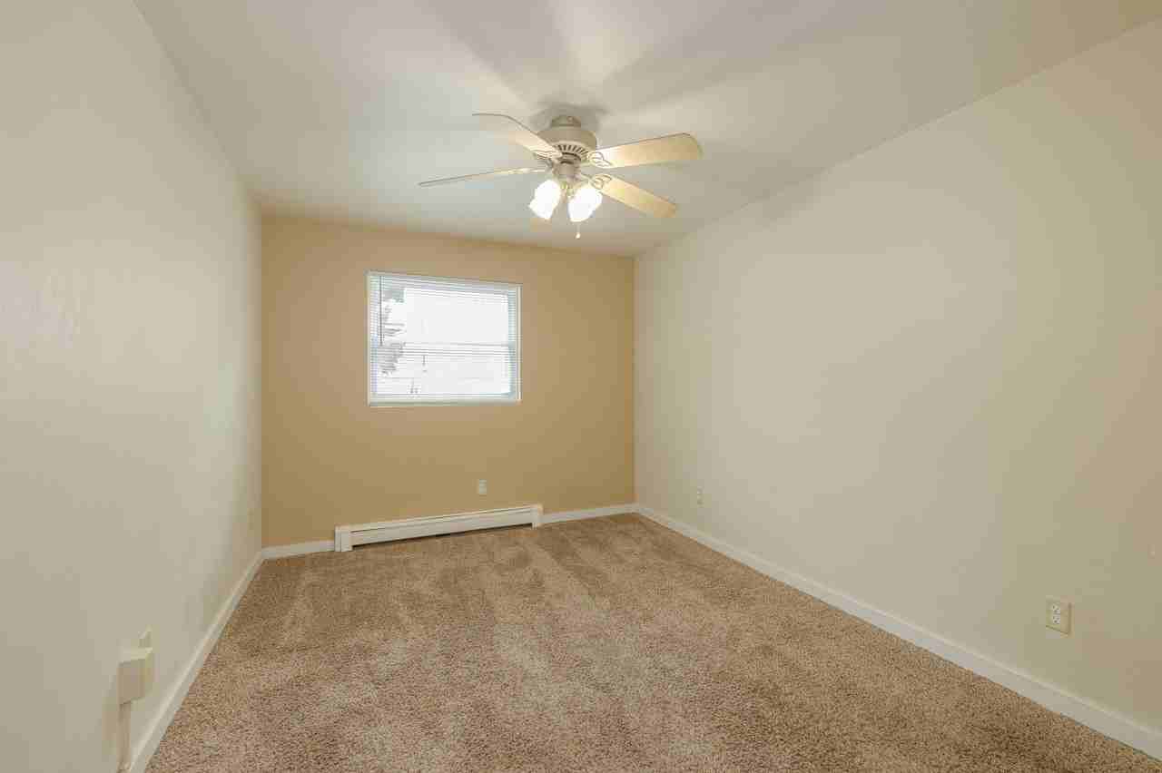 836 Vine Ave #M - Photo 5 of 15