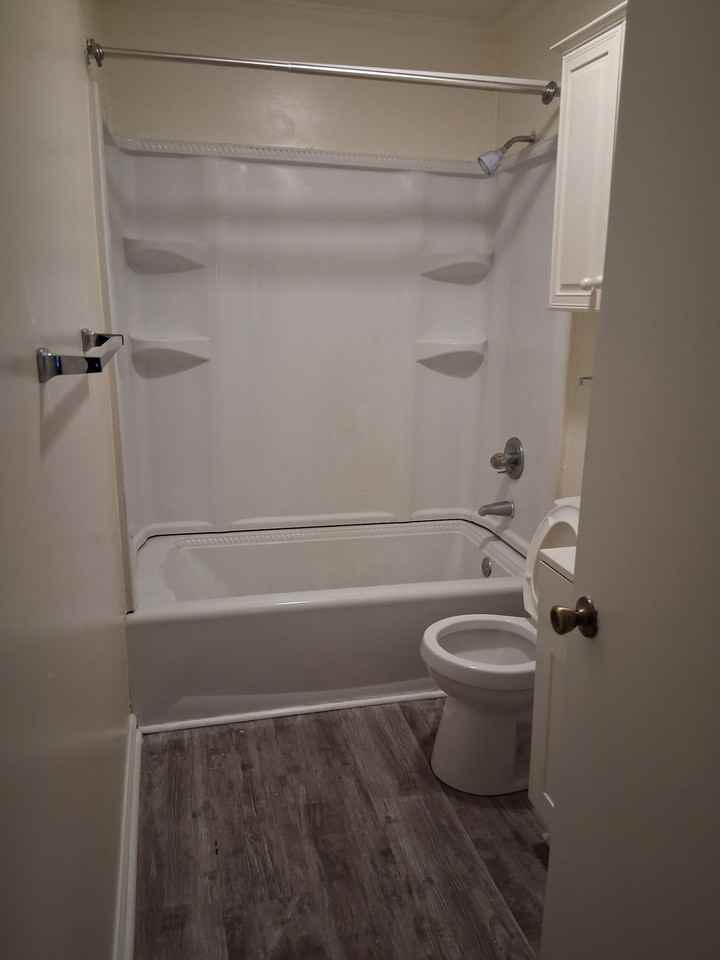 1170 Addison Ave - Photo 2 of 7