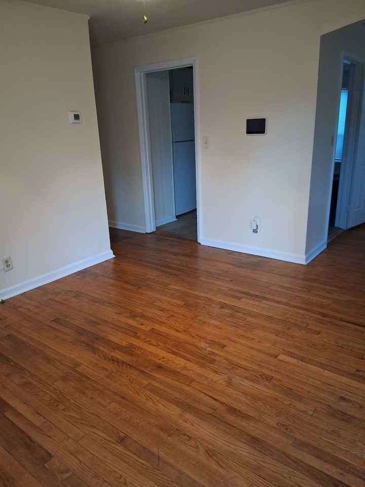 1170 Addison Ave - Photo 4 of 7