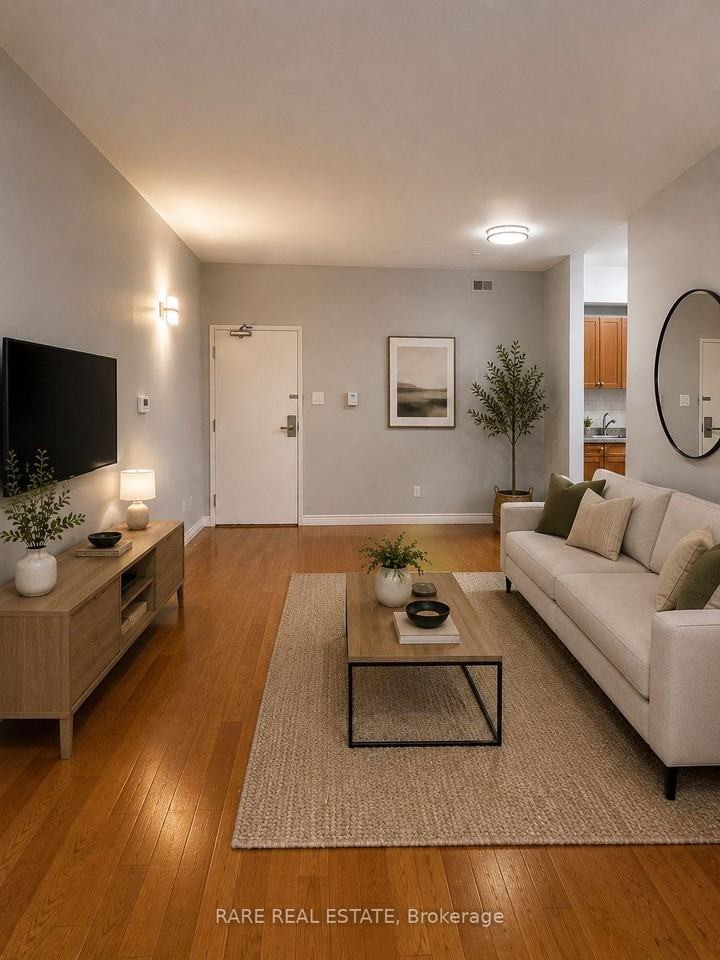 249 Augusta Avenue #202 - Photo 2 of 9