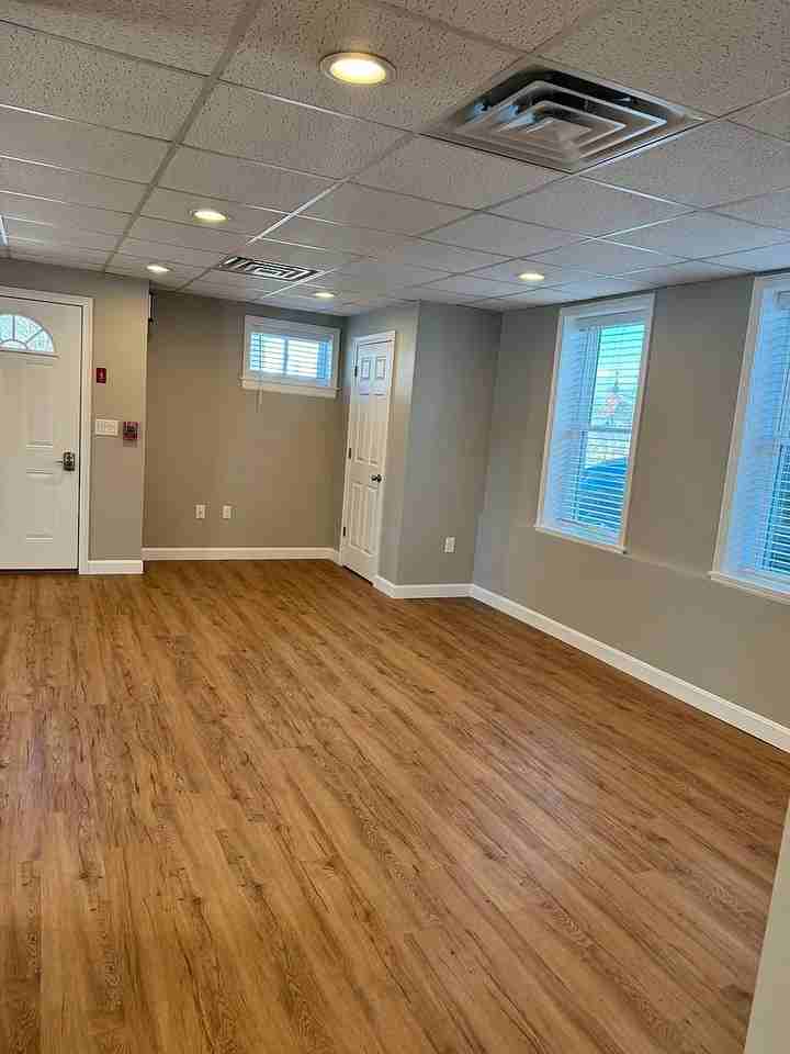 1620 Main St #1 - Photo 7 of 11