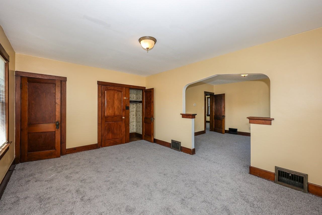 514 Greenlawn Ave - Photo 4 of 19