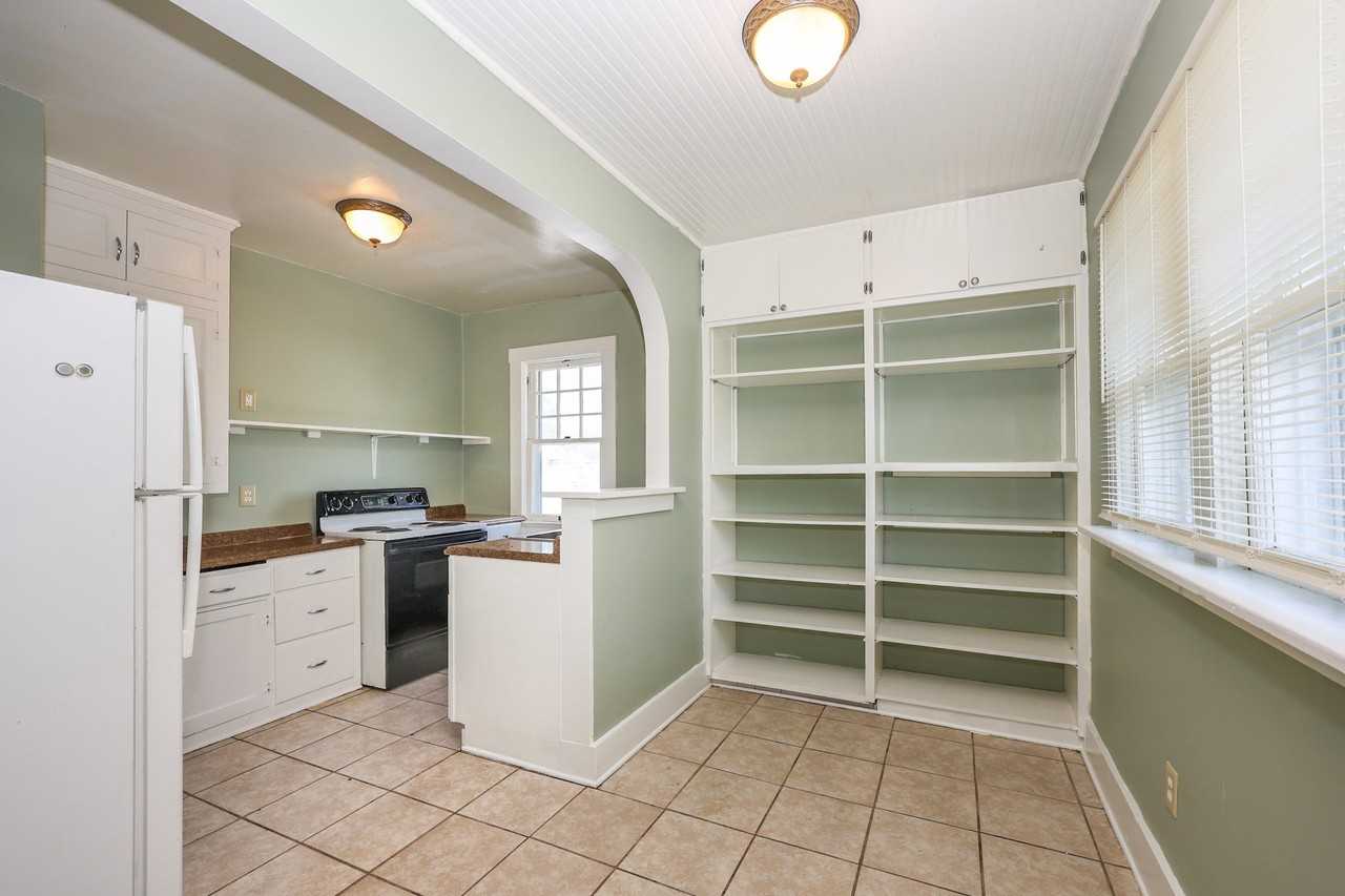 514 Greenlawn Ave - Photo 7 of 19