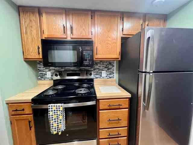 1005 Cocheco Ct - Photo 5 of 8