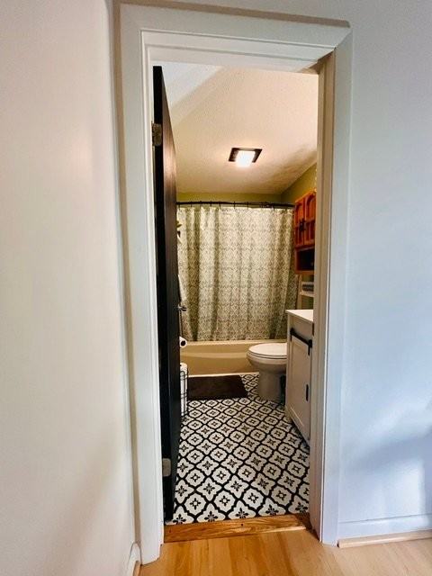 1005 Cocheco Ct - Photo 6 of 8