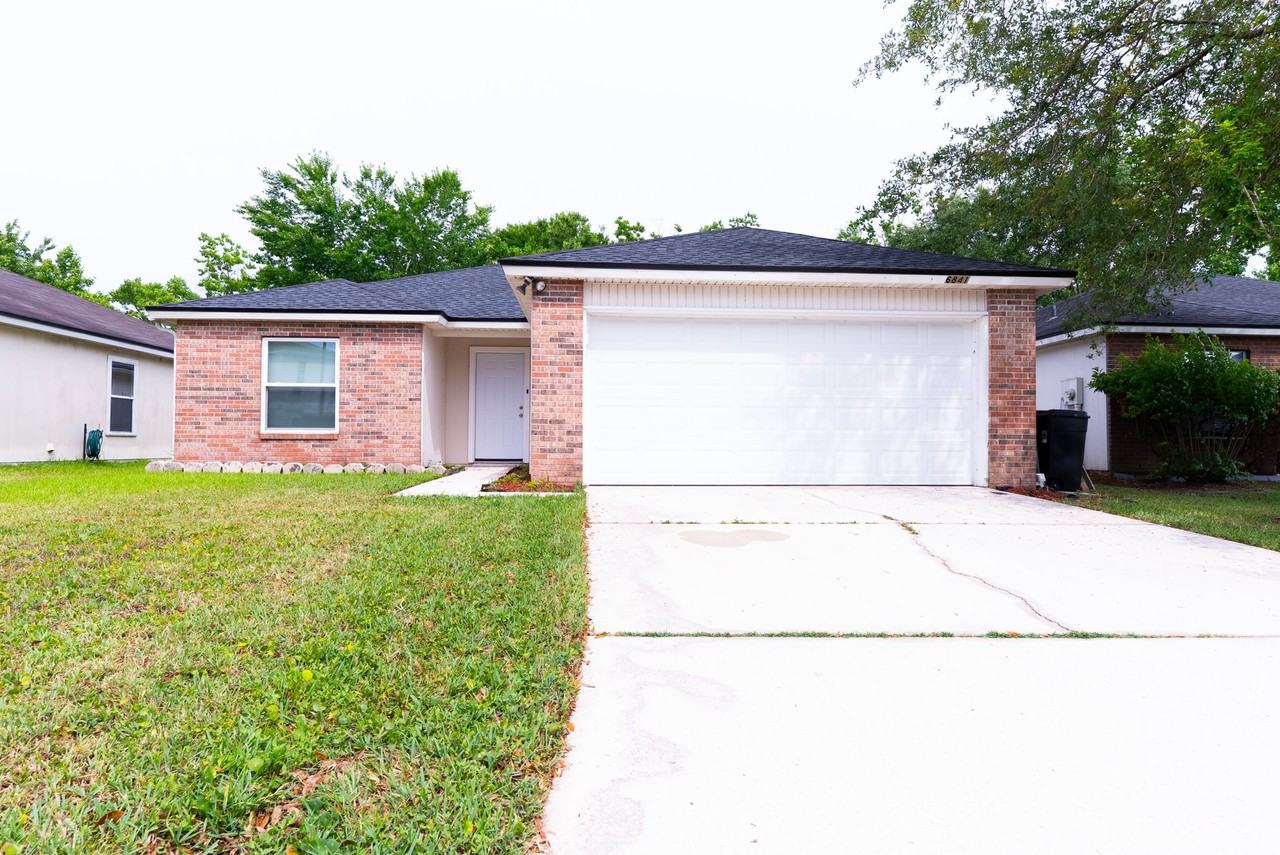 6841 Ridgeview Ave - Photo 2 of 18