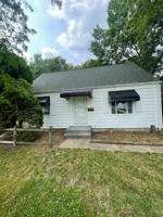 featured image of 720 E 258th St