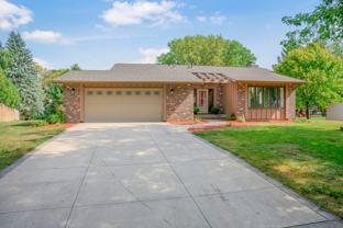 6250 Larch Ln N - Photo 1 of 1