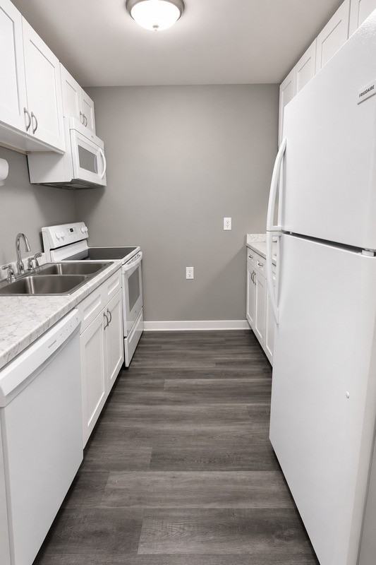 1102 Salem Ave #3D - Photo 7 of 16