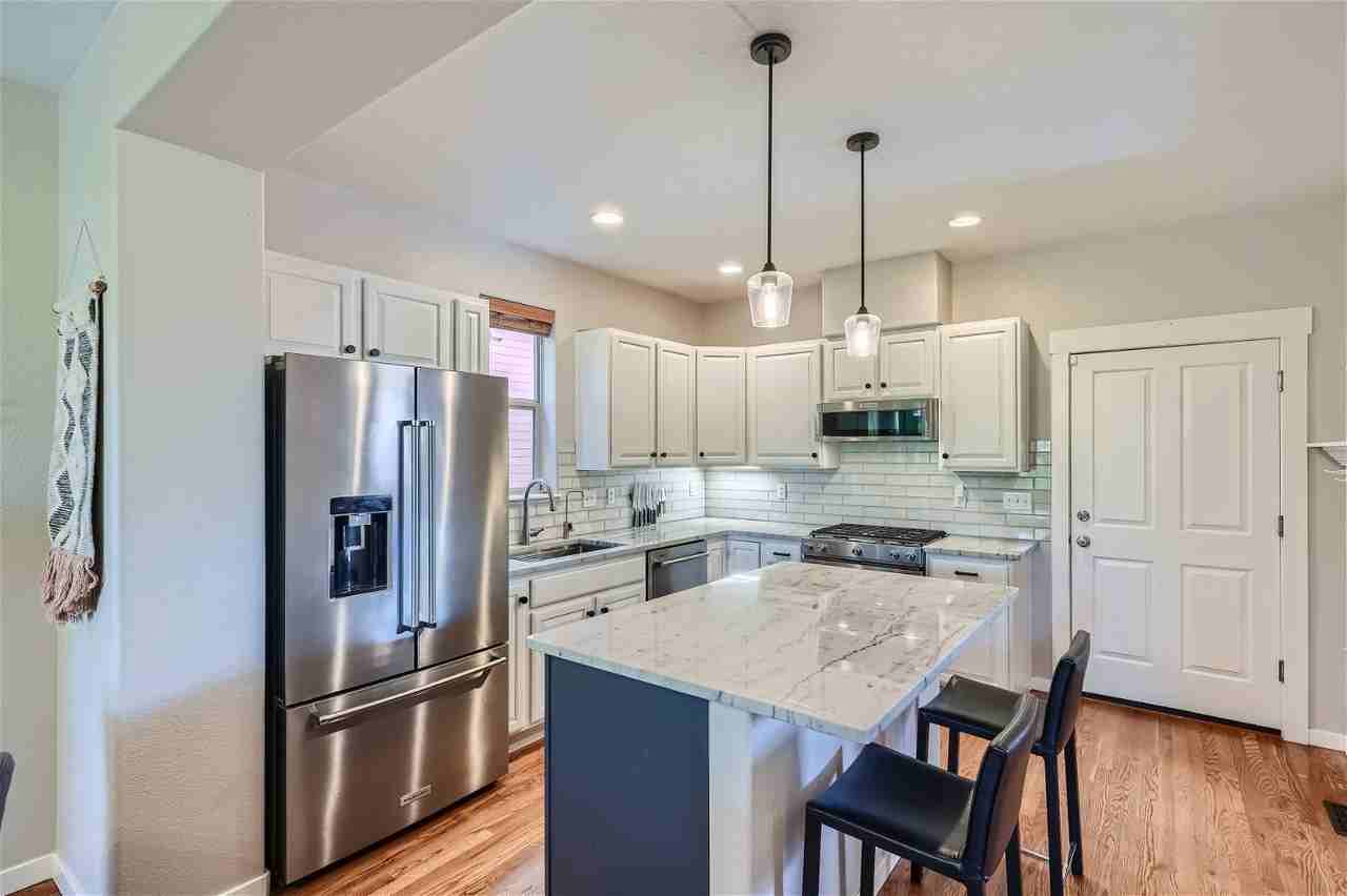 2747 Ulster St - Photo 6 of 20