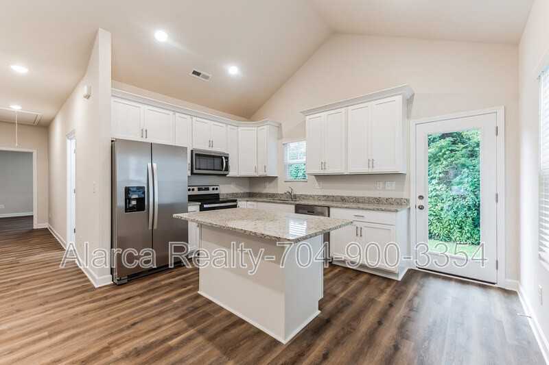 327 W Iredell Ave - Photo 7 of 24