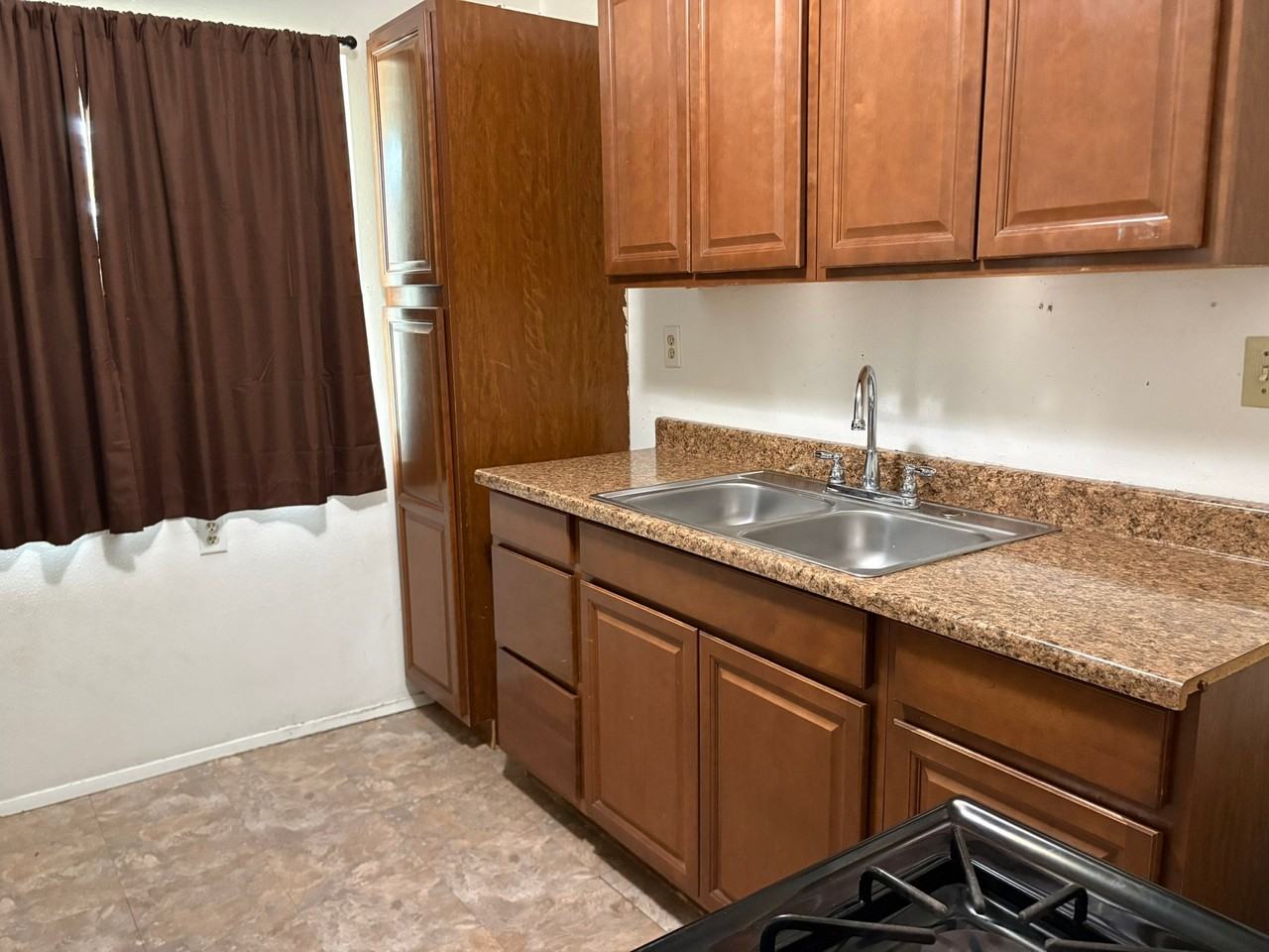 44116 Division St #A - Photo 5 of 12