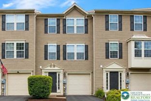 1079 Sparrow Way - Photo 1 of 1