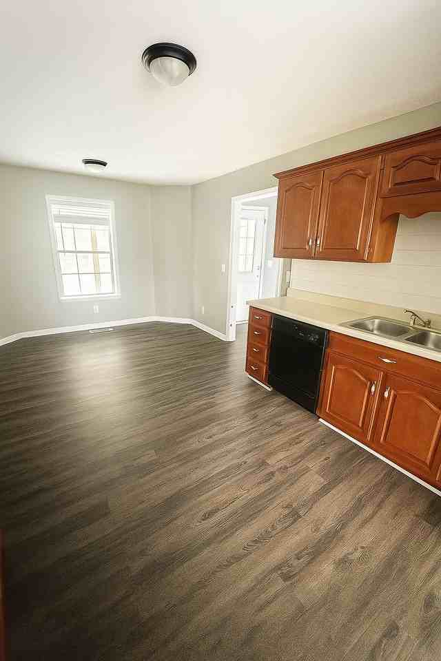 226 Kassidy Dr - Photo 7 of 13