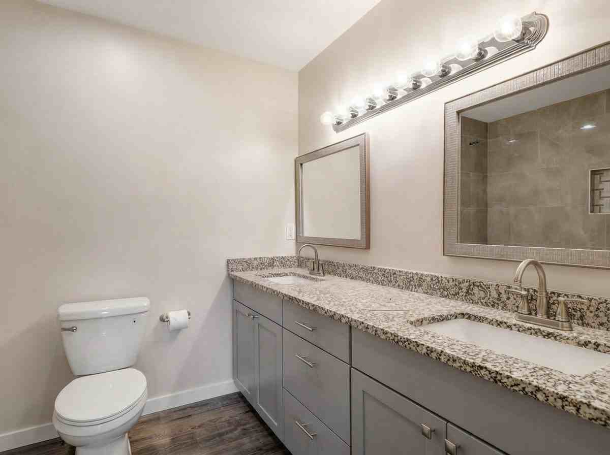 3901 W Glenn Dr - Photo 3 of 14