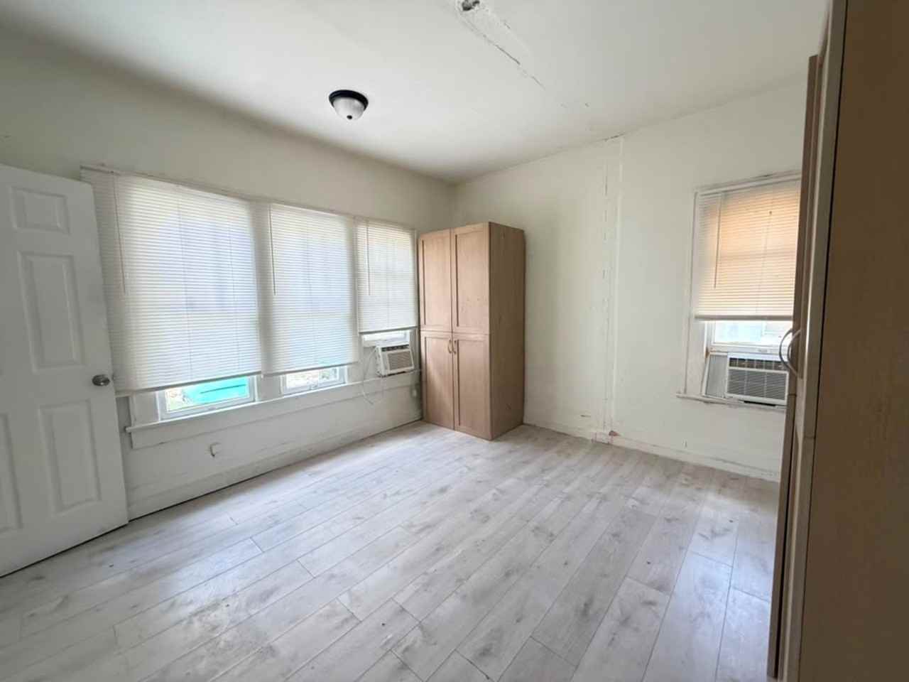4427 Raleigh St - Photo 5 of 35