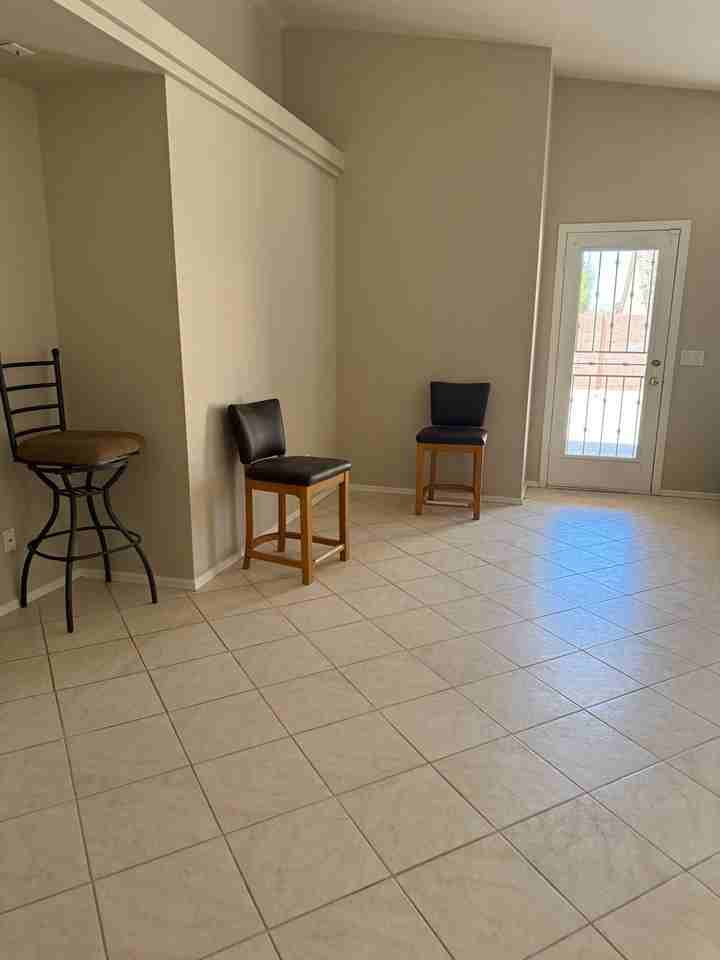 1734 E San Xavier Dr - Photo 5 of 9