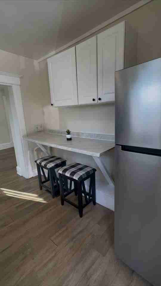 1807 S Washington Ave - Photo 2 of 19