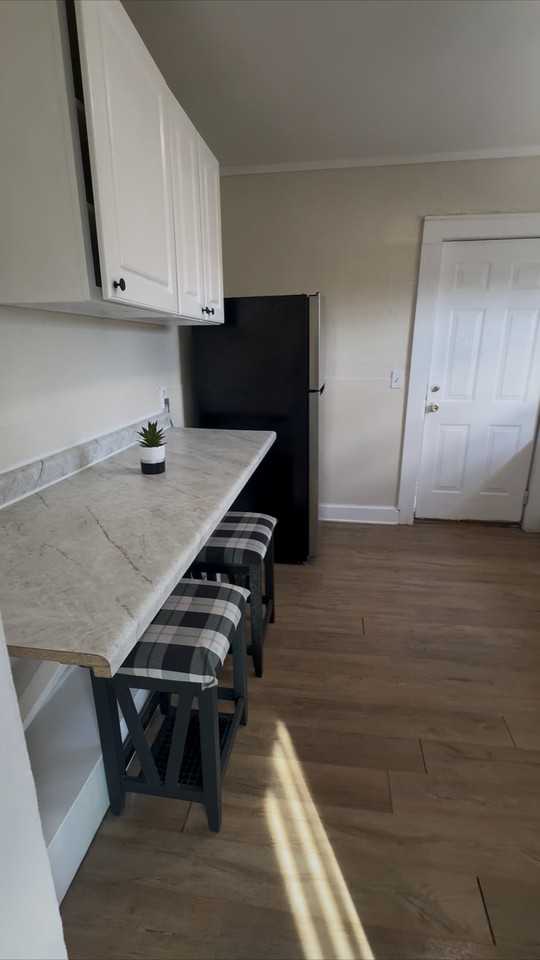 1807 S Washington Ave - Photo 5 of 19
