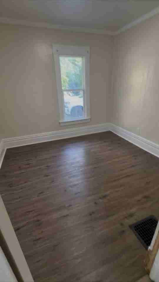 1807 S Washington Ave - Photo 7 of 19