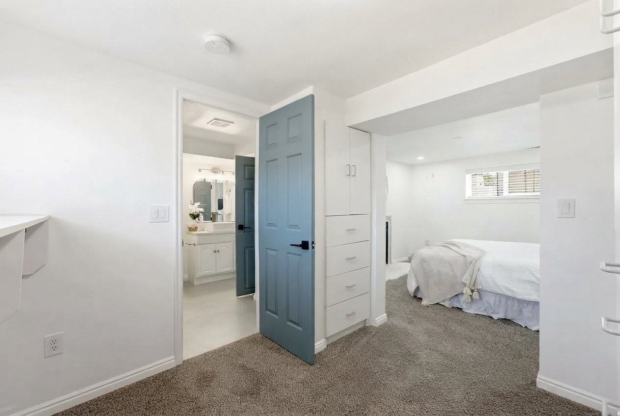 599 E Millcreek Way #B - Photo 6 of 15