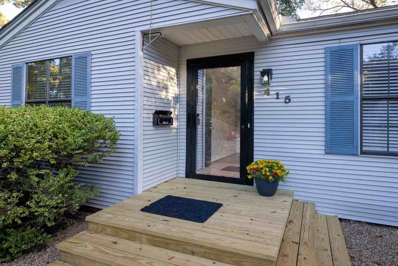 415 Haden St - Photo 2 of 20