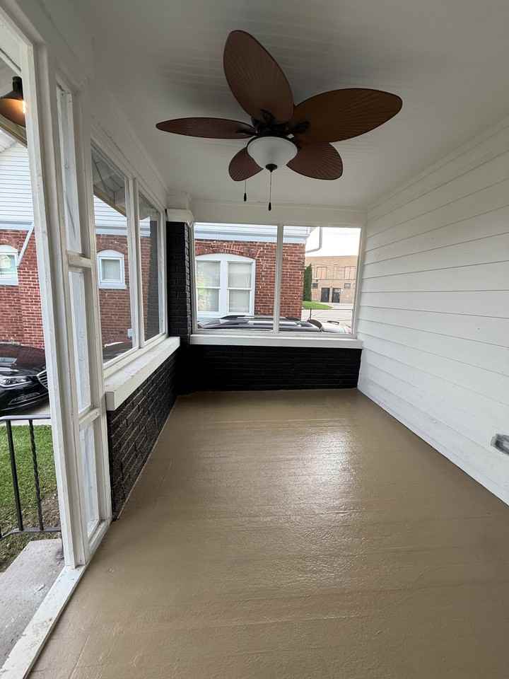 3210 Roosevelt Rd - Photo 4 of 13