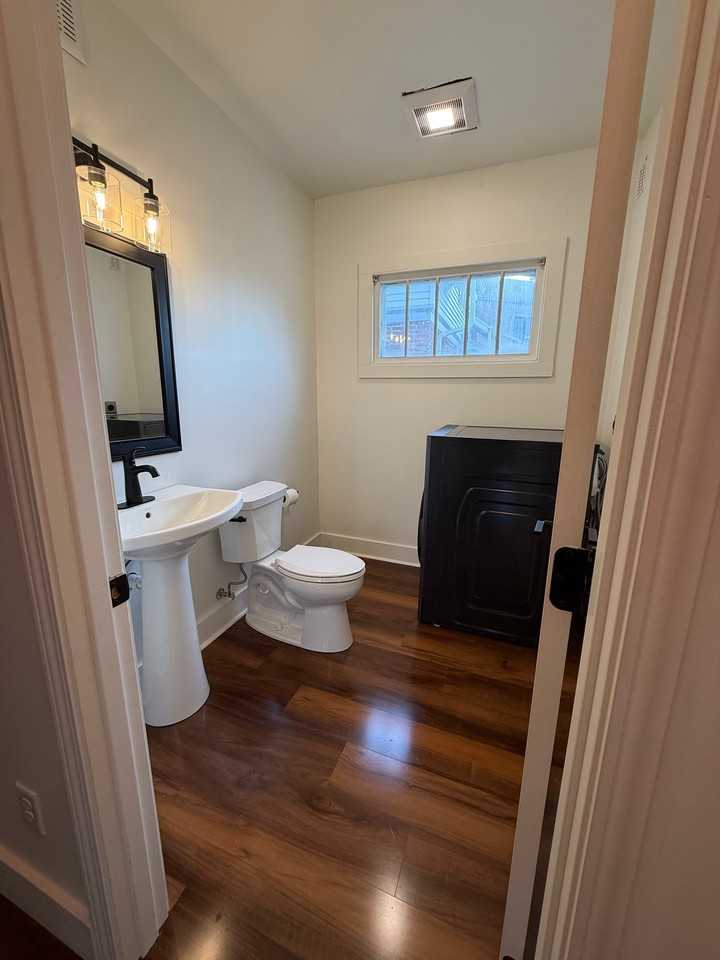 3210 Roosevelt Rd - Photo 6 of 13