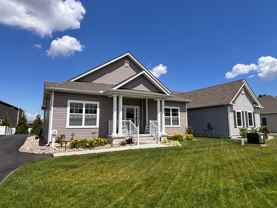 16 Backwater Ct - Photo 1 of 1